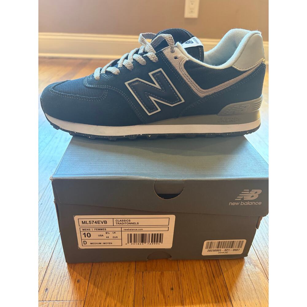 New Balance 574 Sneakers Black Gray ML574EVB Men’s 10 Classic Shoes NEW